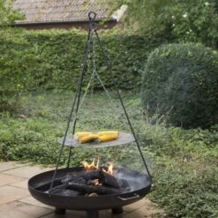 ESSCHERT DESIGN Esschert Driepoot Vuurschaal Design Fancy Flames Zwart 5,9 X 5,1 X 118 Cm 9 ESSCHERT DESIGN Esschert Driepoot Vuurschaal Design Fancy Flames Zwart 5,9 X 5,1 X 118 Cm -Tuinplanten Winkel 8714982134579 3