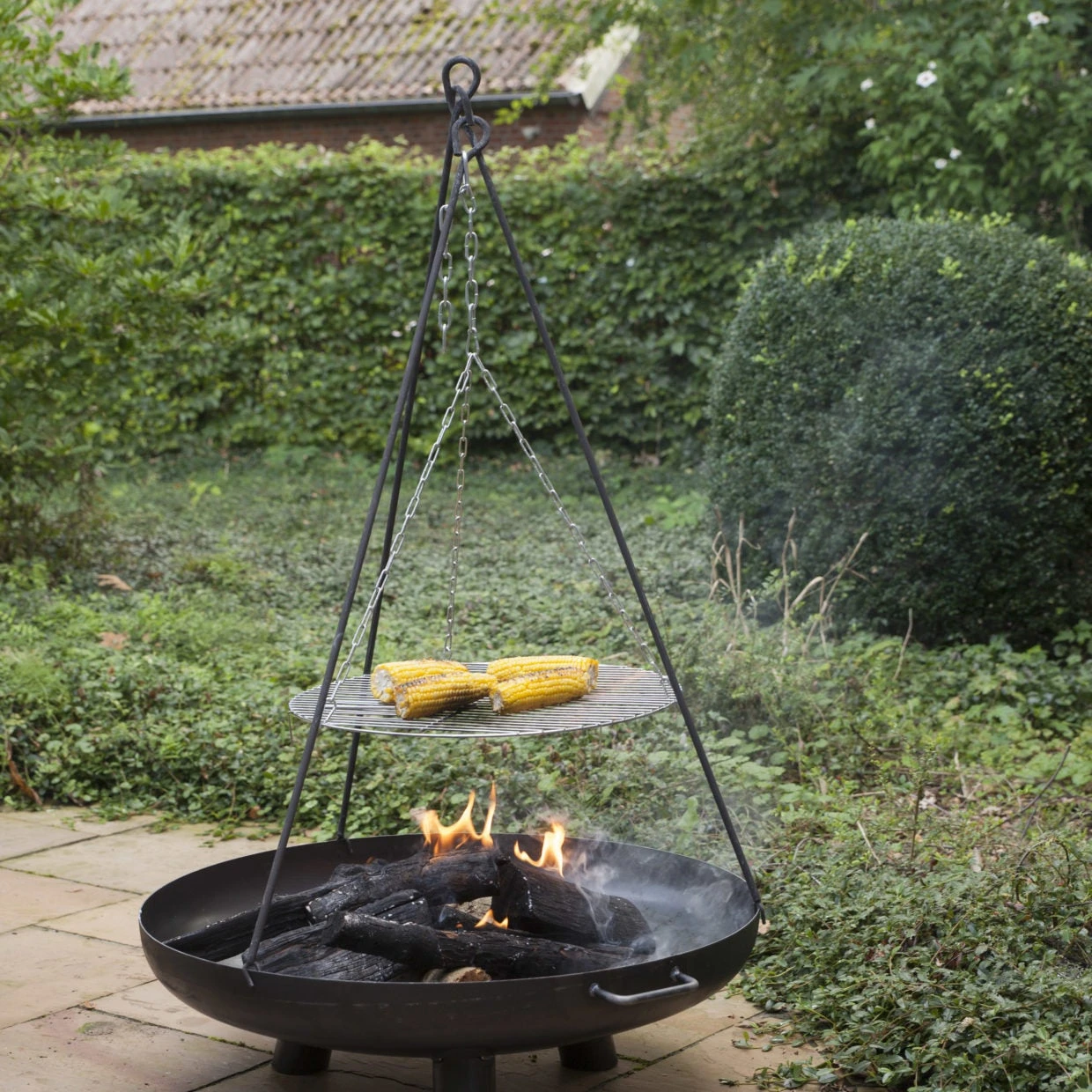 ESSCHERT DESIGN Esschert Driepoot Vuurschaal Design Fancy Flames Zwart 5,9 X 5,1 X 118 Cm 6 ESSCHERT DESIGN Esschert Driepoot Vuurschaal Design Fancy Flames Zwart 5,9 X 5,1 X 118 Cm - Afbeelding 4