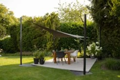 NC Outdoor Schaduwdoek Antraciet Driehoek 360 X 360 X 360 Cm 11 NC Outdoor Schaduwdoek Antraciet Driehoek 360 X 360 X 360 Cm -Tuinplanten Winkel 8717677466016 3