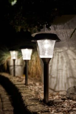 Luxform Lighting Solar Staande Buitenlamp Georgia Zwart D 15 H 46,8 Cm -Tuinplanten Winkel 8719099220795 3